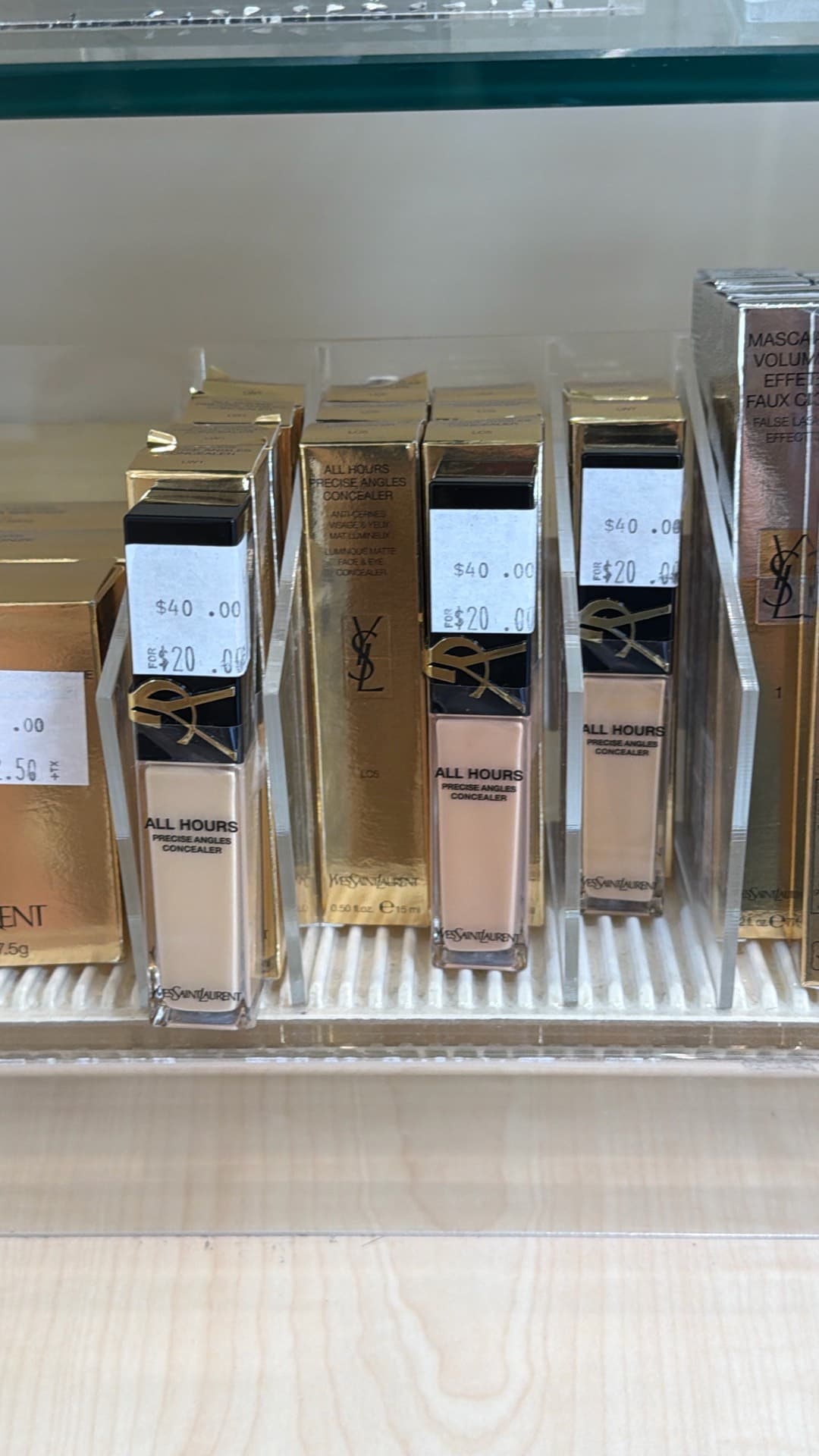 Корректор YSL All Hours