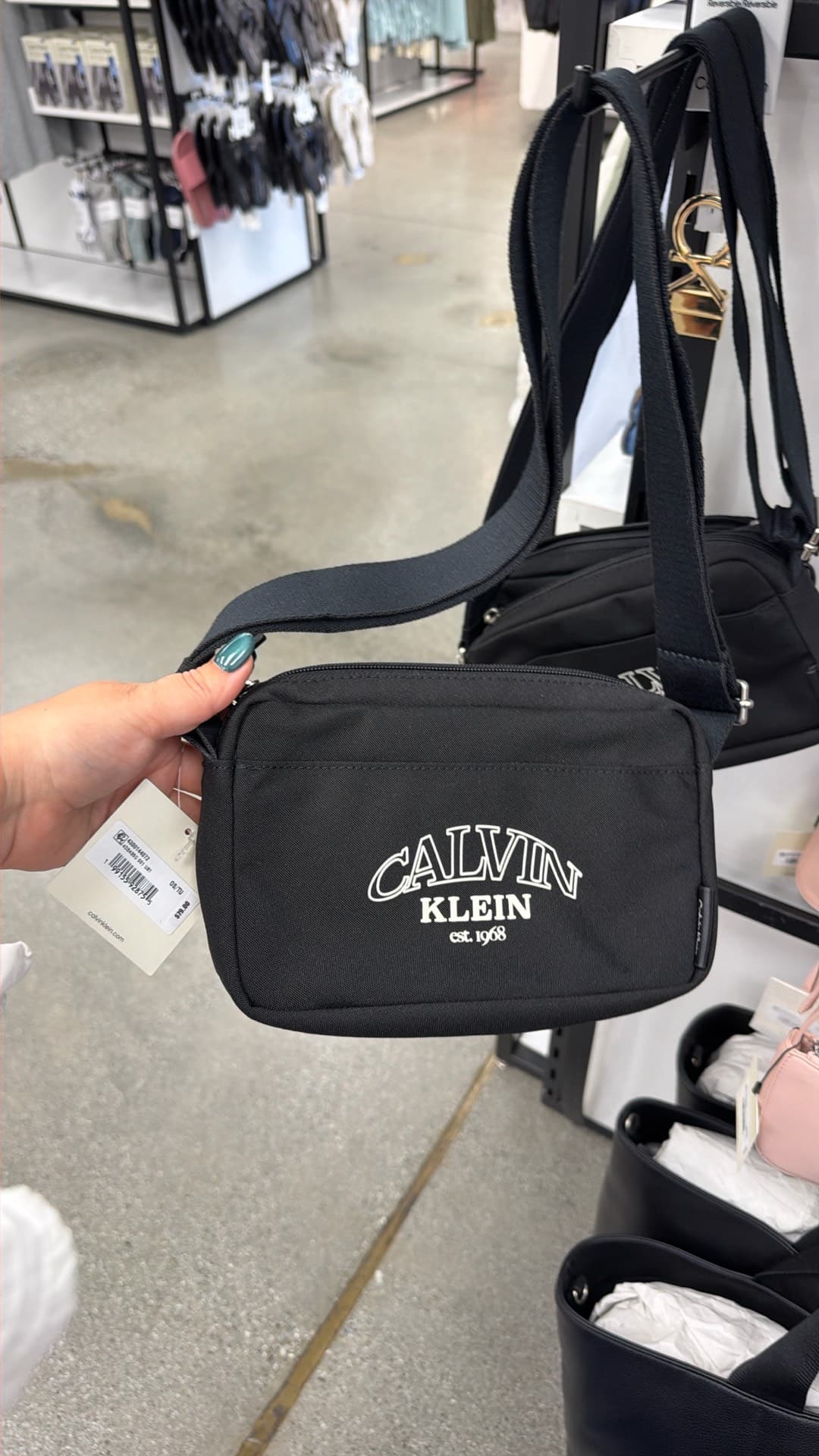 Мини-сумка Calvin Klein