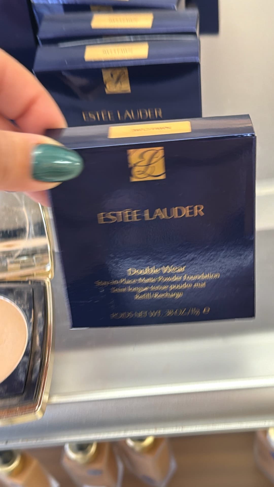 Тональная основа Estée Lauder Double Wear
