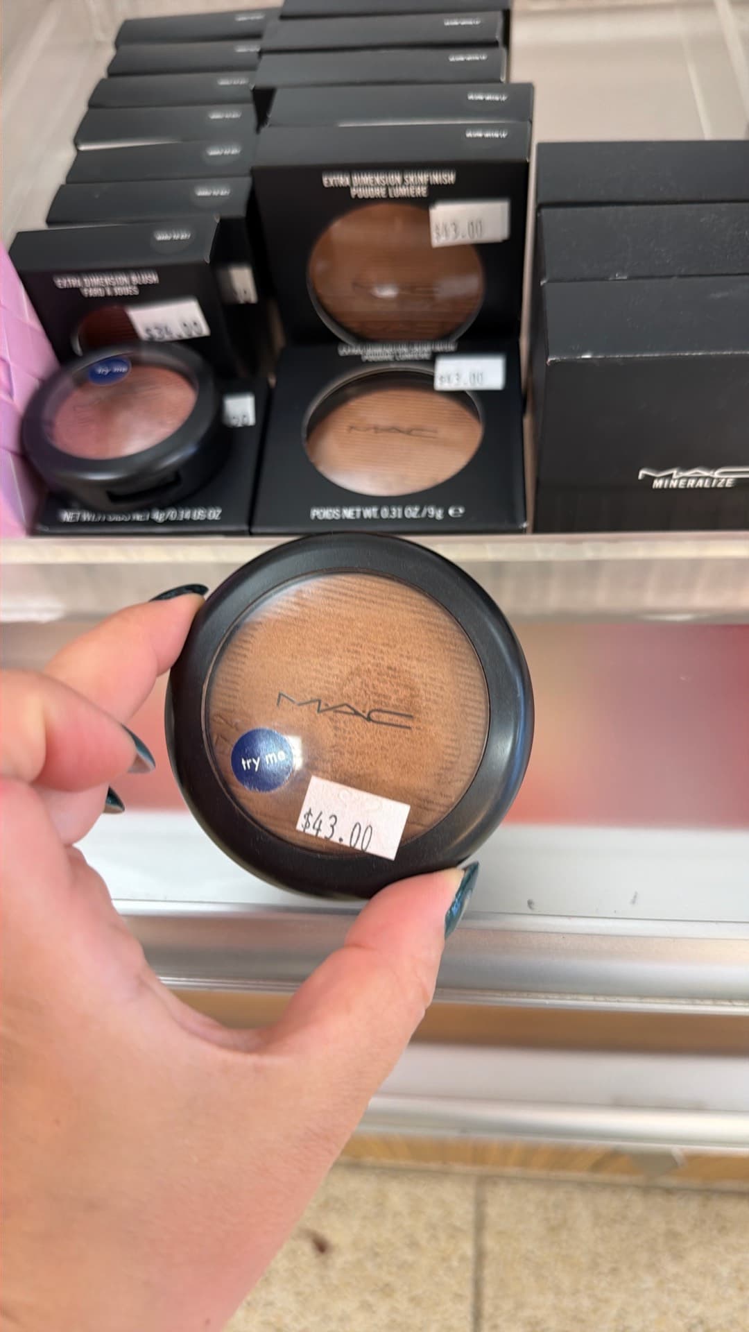 Румяна MAC Extra Dimension