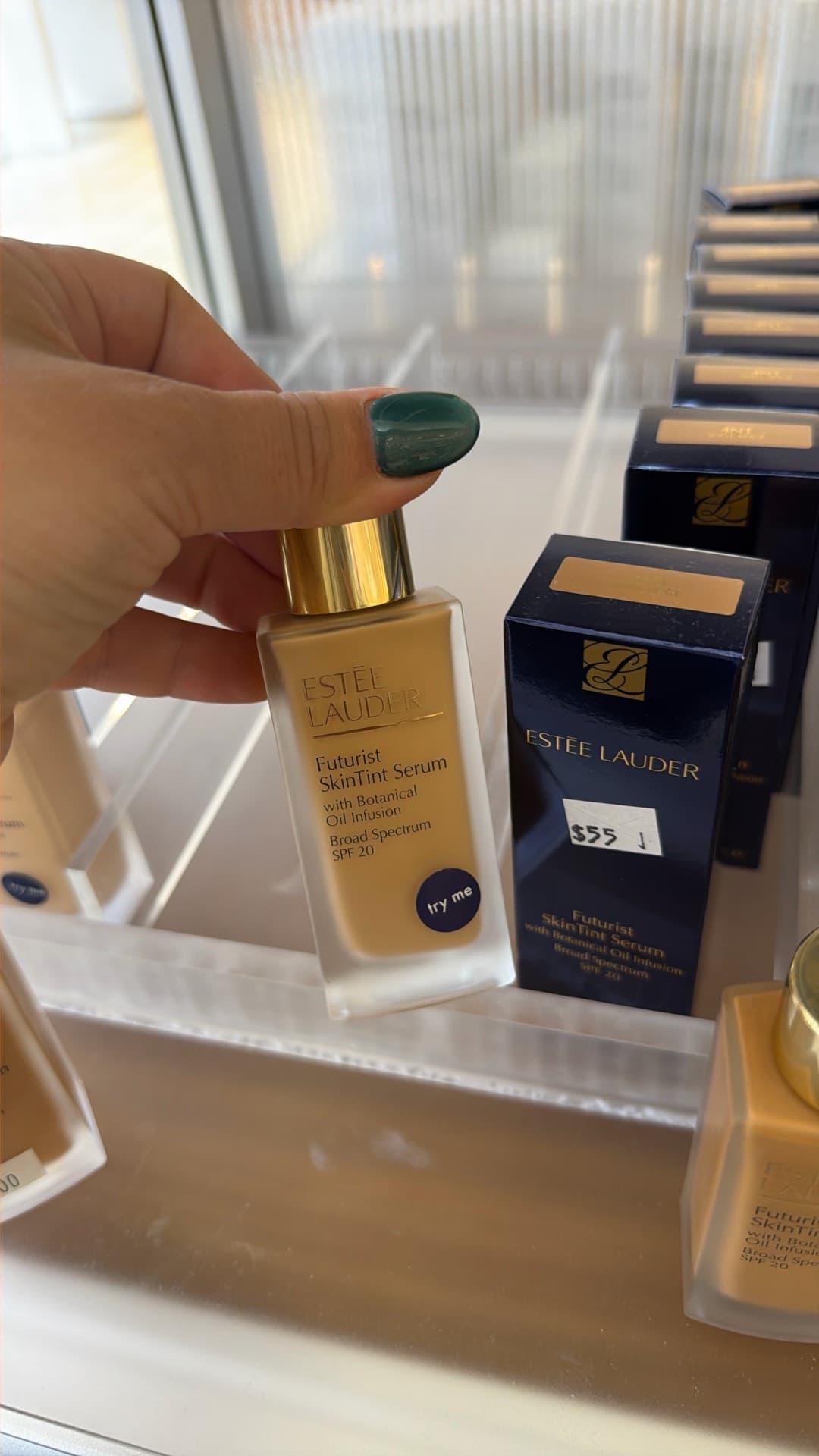 Сыворотка с цветом кожи Estée Lauder Futurist