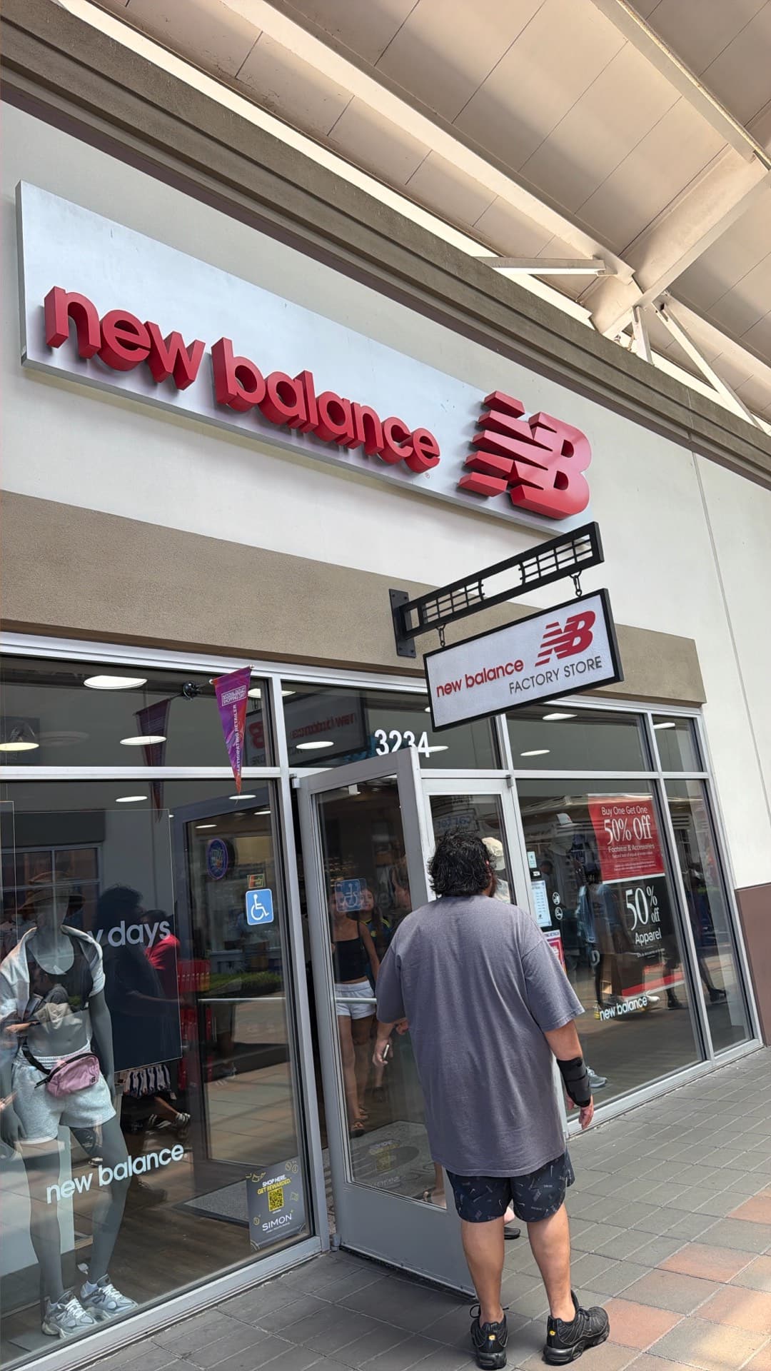 Фабрика New Balance