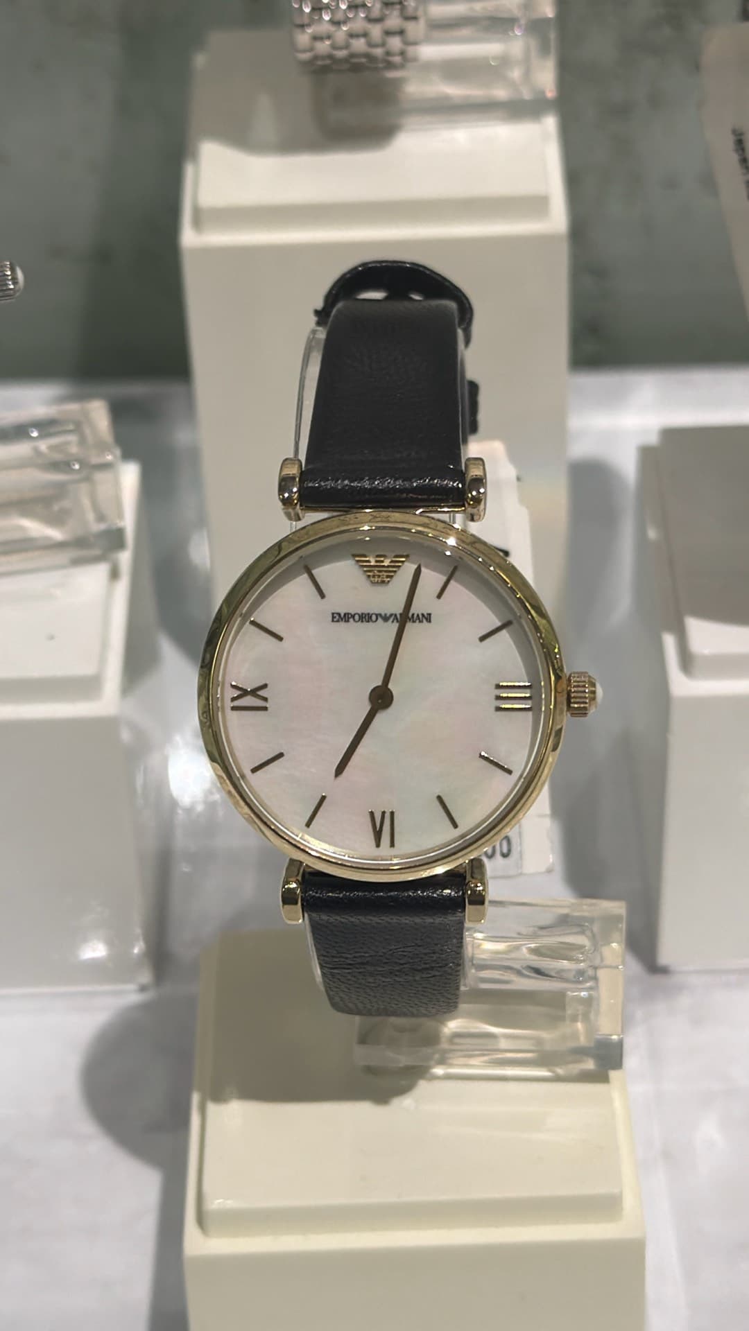 Классические часы Emporio Armani