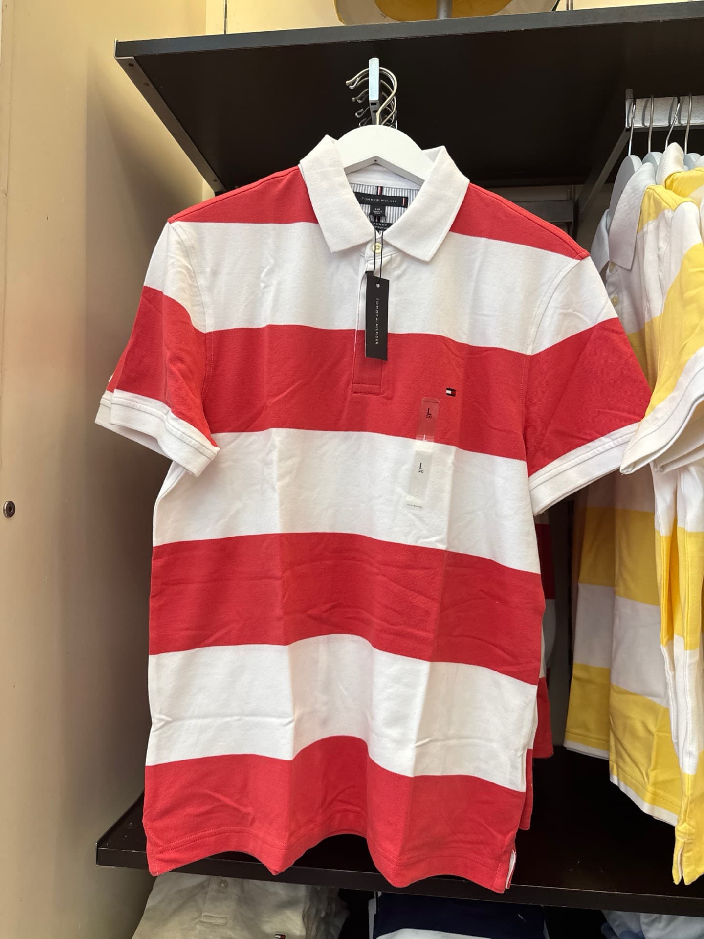 Поло в полоску от Tommy Hilfiger