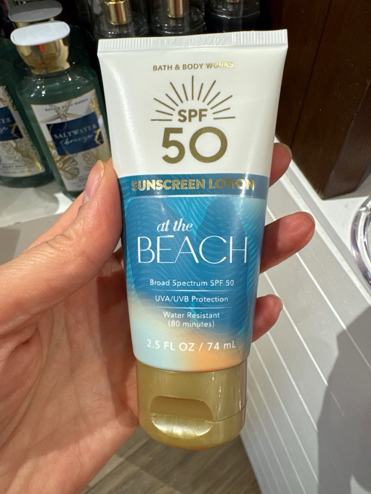 Солнцезащитный лосьон SPF 50 для пляжа