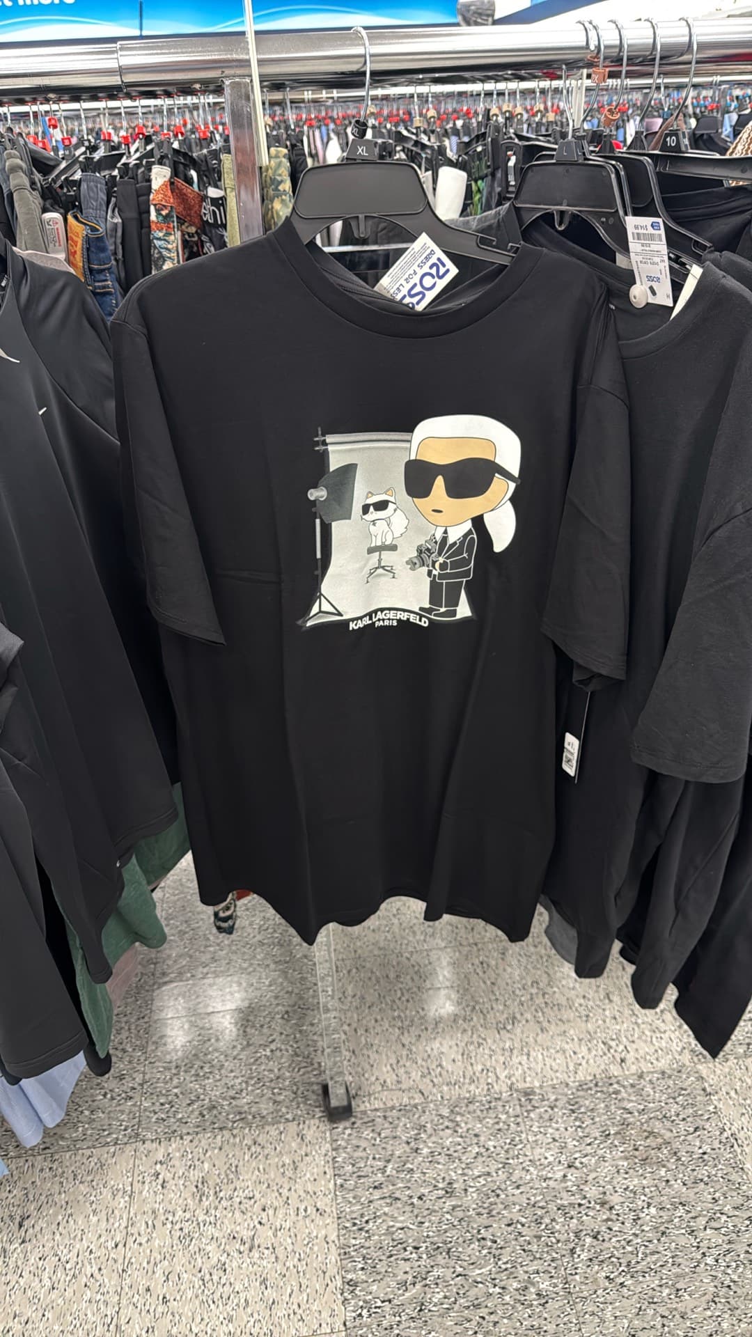Футболка с графикой Karl Lagerfeld