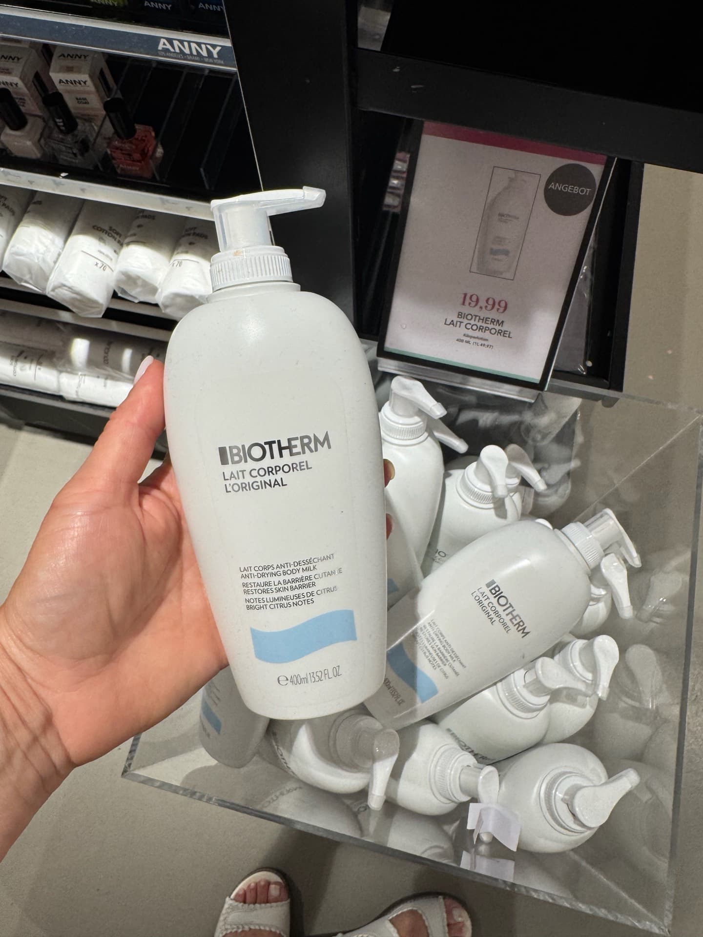 Увлажняющее молочко для тела Biotherm