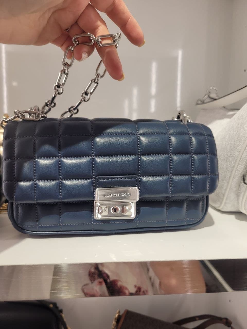 Клатч Michael Kors с матовым эффектом